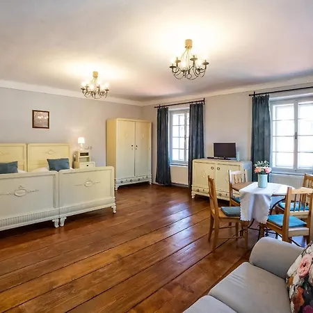 Thalleruv Dum 3* Český Krumlov