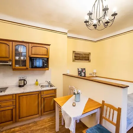 Thalleruv Dum Guest house