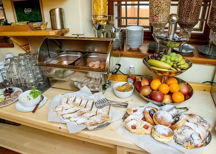 塔勒鲁夫杜姆住宿酒店