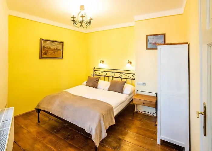 塔勒鲁夫杜姆住宿酒店 3* Český Krumlov